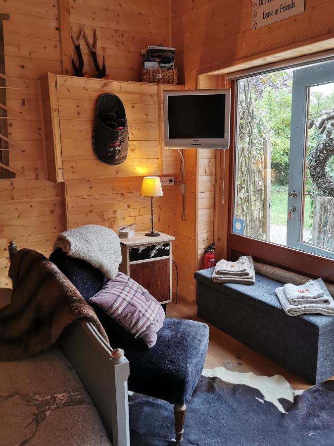 Le Cerf D'Hubert Bed & Breakfast Реду Екстериор снимка